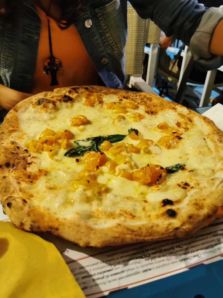 Pizza Sorbillo al mare